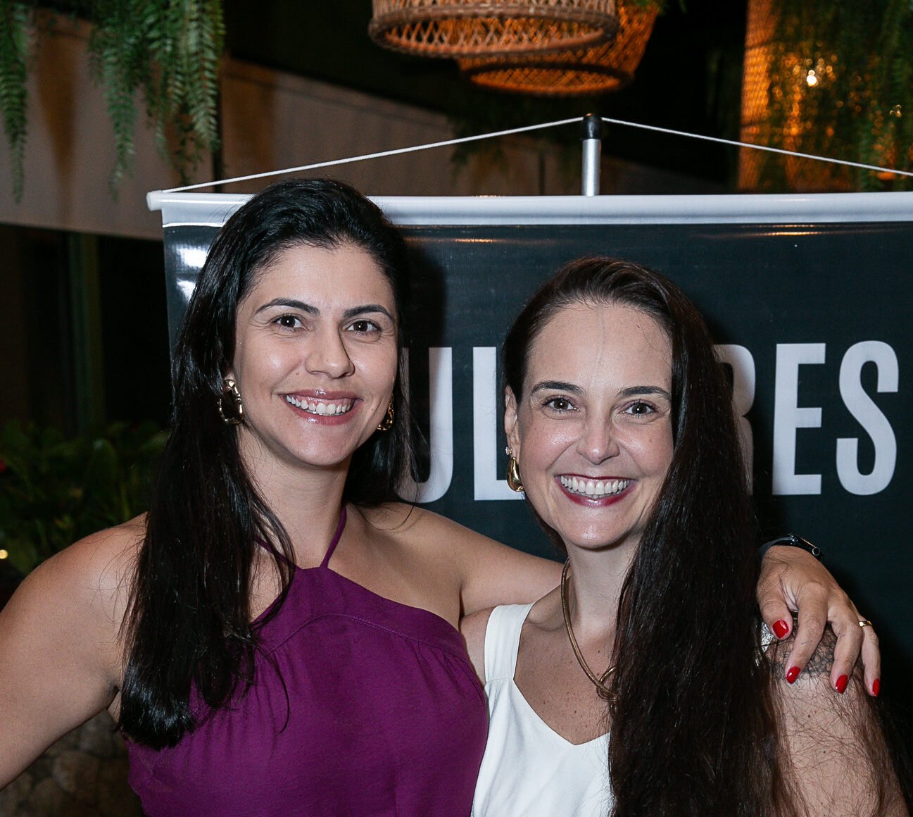 Renata Jacobson e Luana Alferes