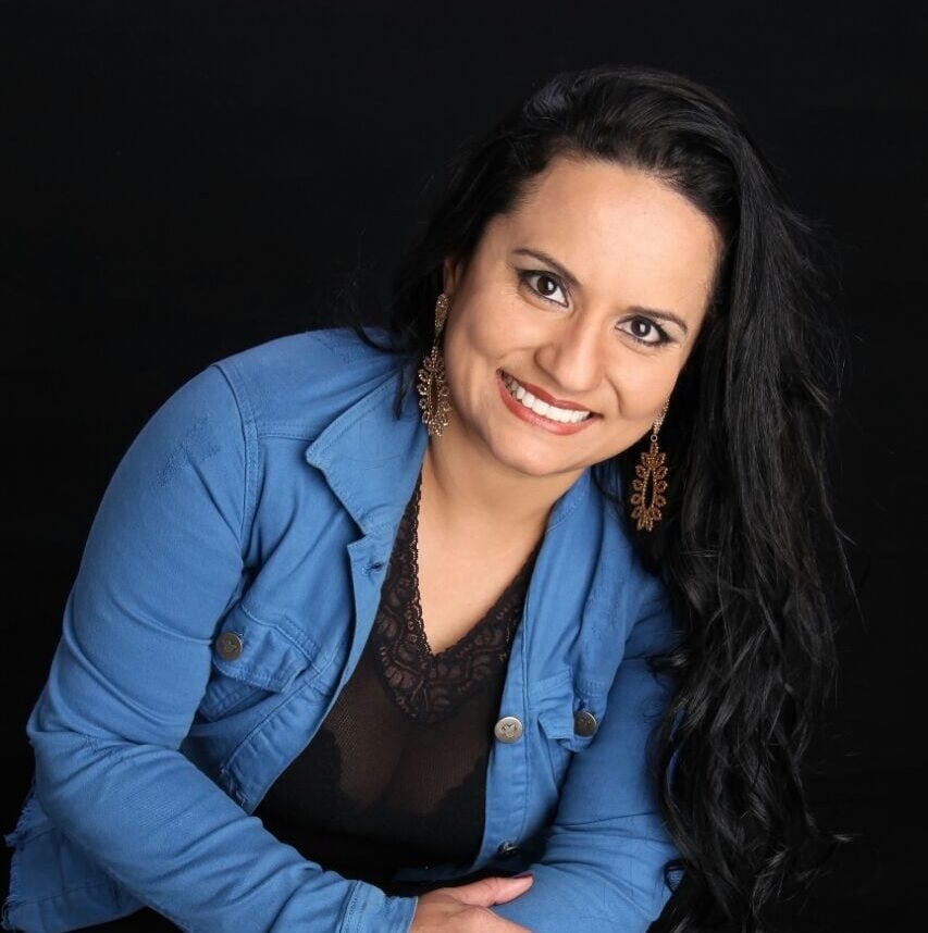 Sabrina Queiroz Veloso